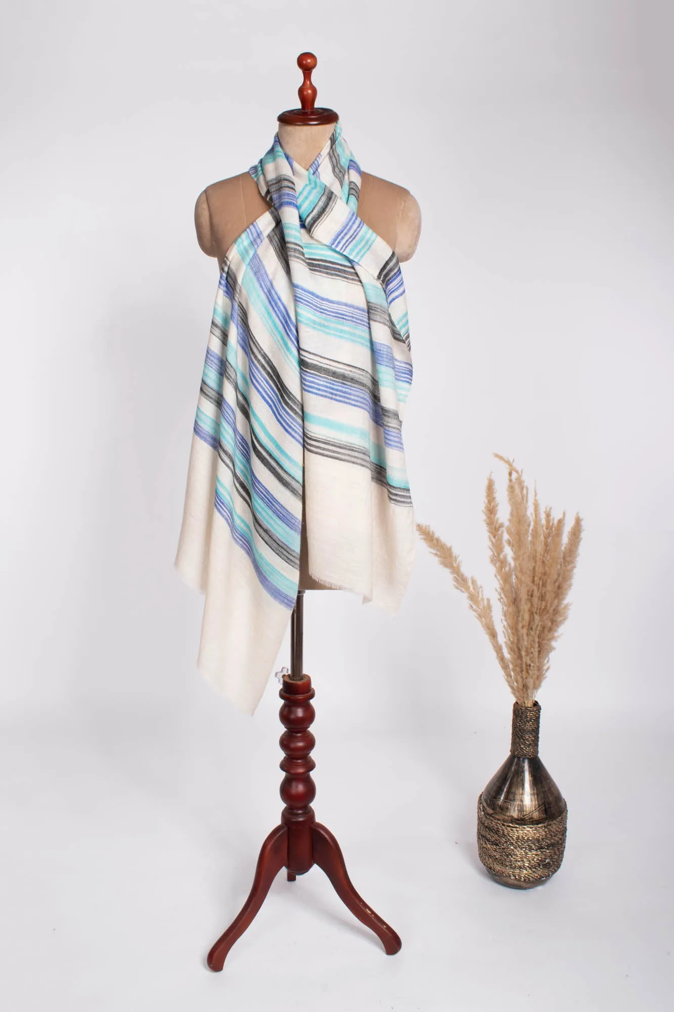 Boho Chic Handloomed Blue White Cashmere Pashmina Scarf - CORFE