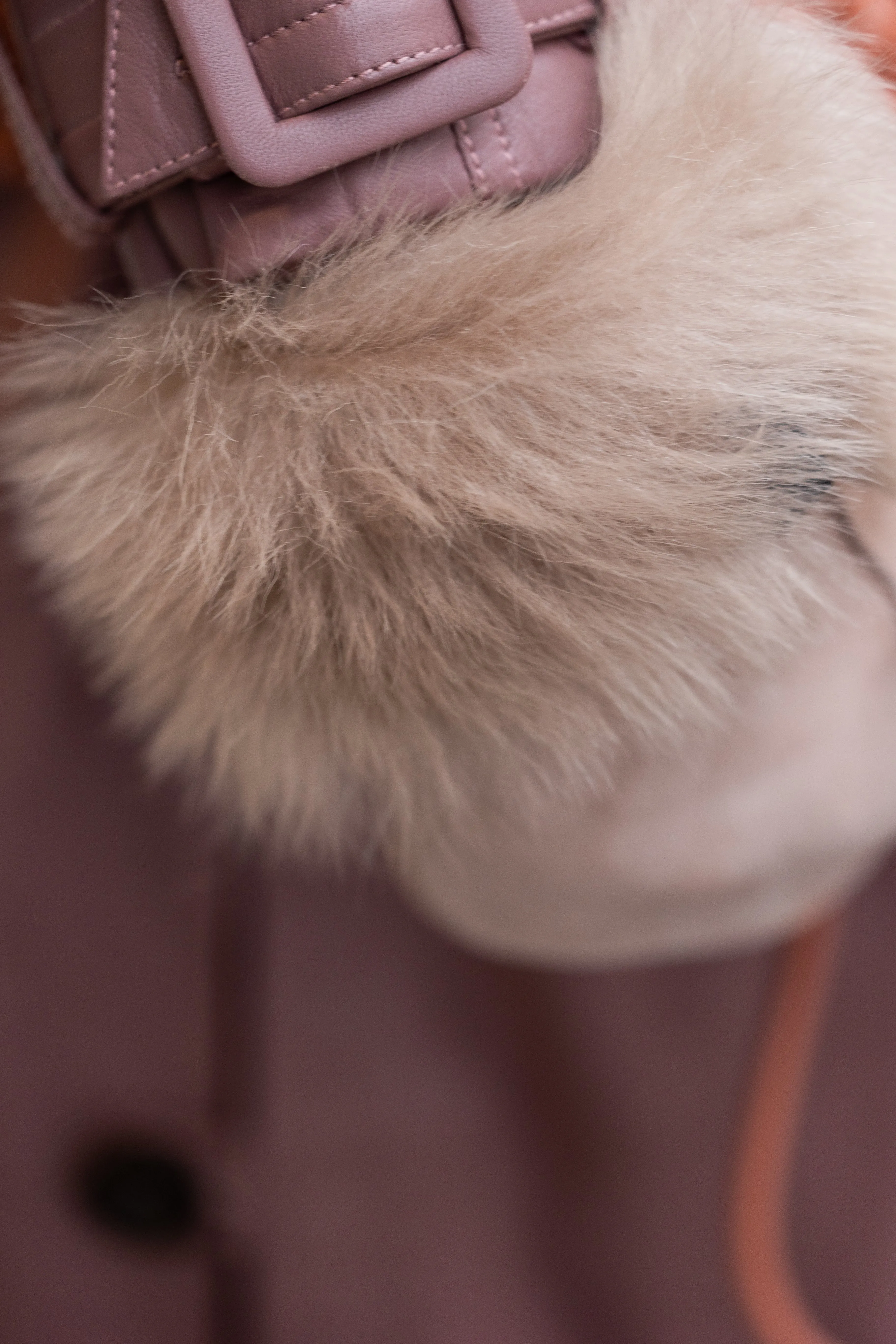 MILA CUFF Simply Taupe Mittens