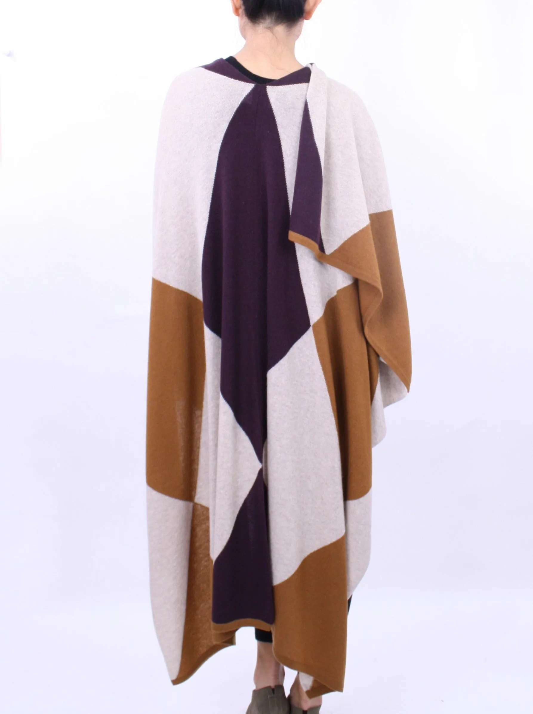 Oversized Diamond Intarsia Wrap